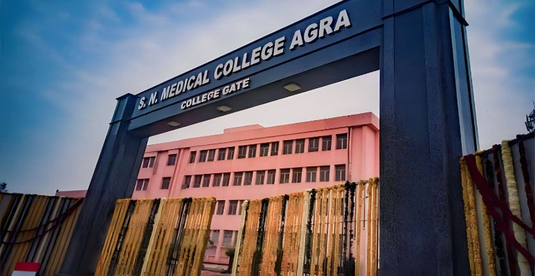 SN Medical College Agra