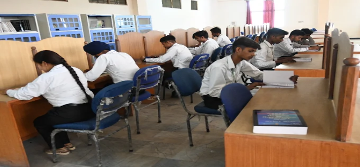 Varun Arjun Medical College Shahjahanpur Library