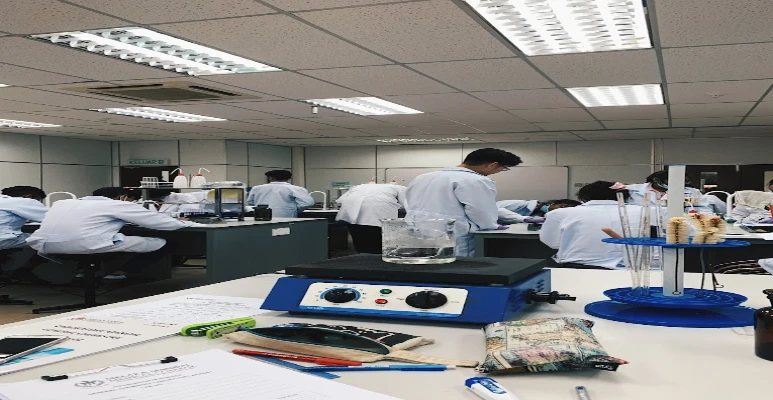 Manipal University College Malaysia Lab