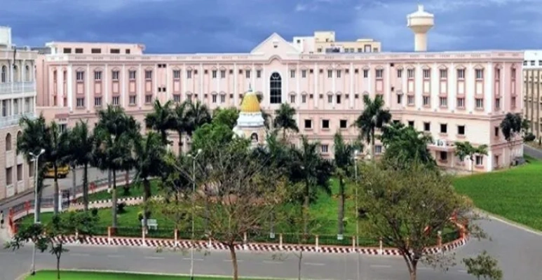 Chalmeda Medical College