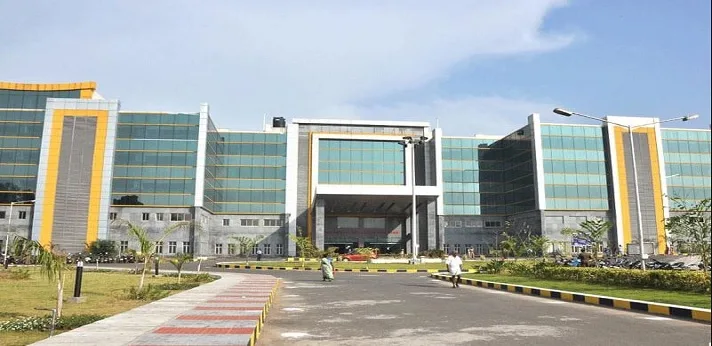 Government Mohan Kumaramangalam Medical College