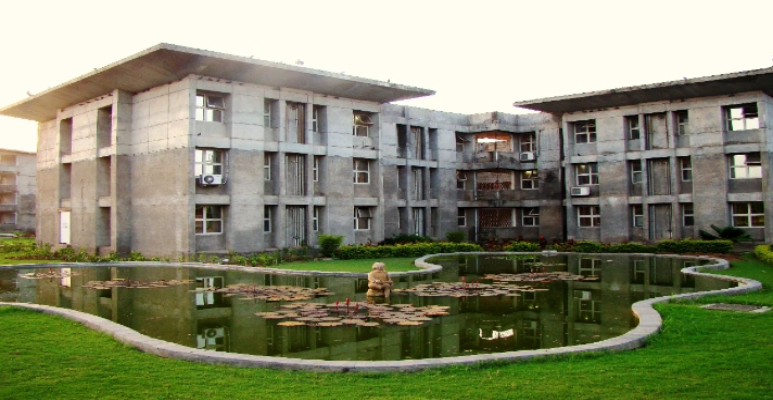 Karnavati Dental College Gandhinagar