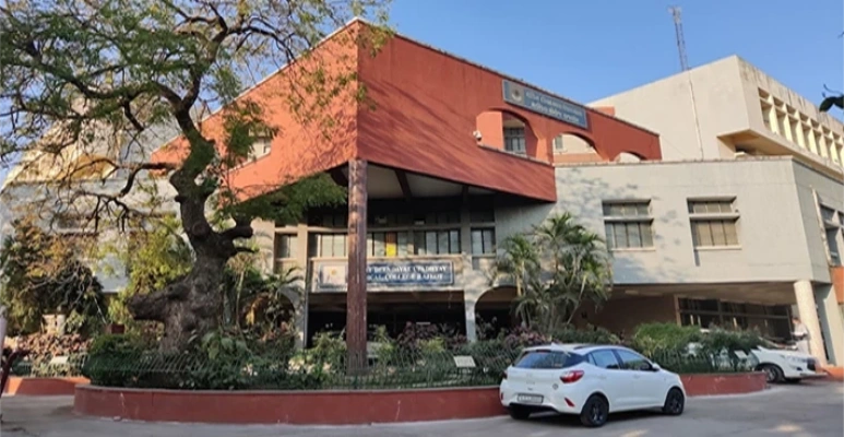 Pandit Deendayal Upadhyay Medical College Rajkot