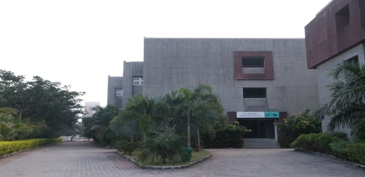 RK University Ayurvedic College Rajkot